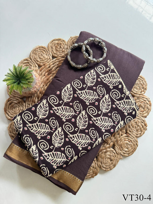 Graceful Resham Mul Cotton Saree