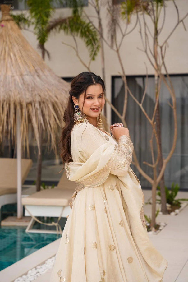 Chinon Silk With Inner With Coding Sequence Work Gown