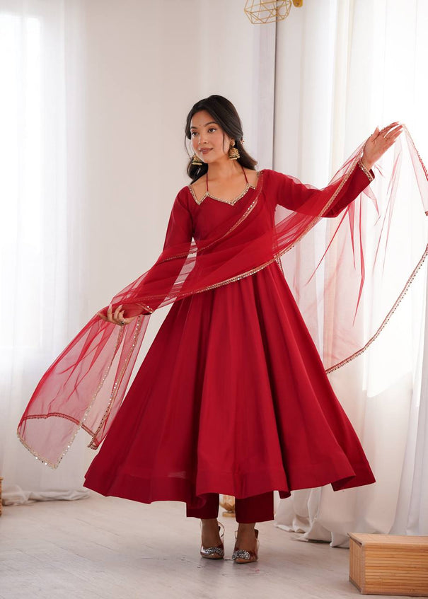 Red Color Romasilk With Fancy Lace Pettern Work Anarkali