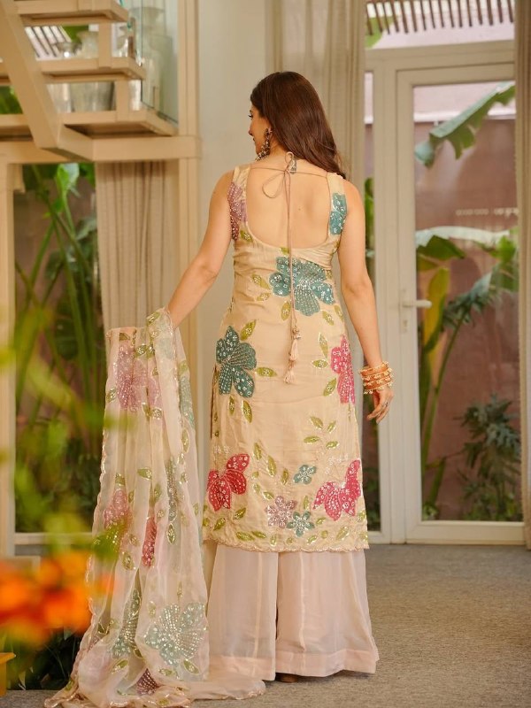 Most Viral Tibby Organza Silk With Brust Print Work Top Plazzo