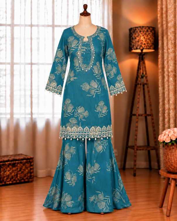 Beautifull Faux Georgette Embroidery Work Top Pent