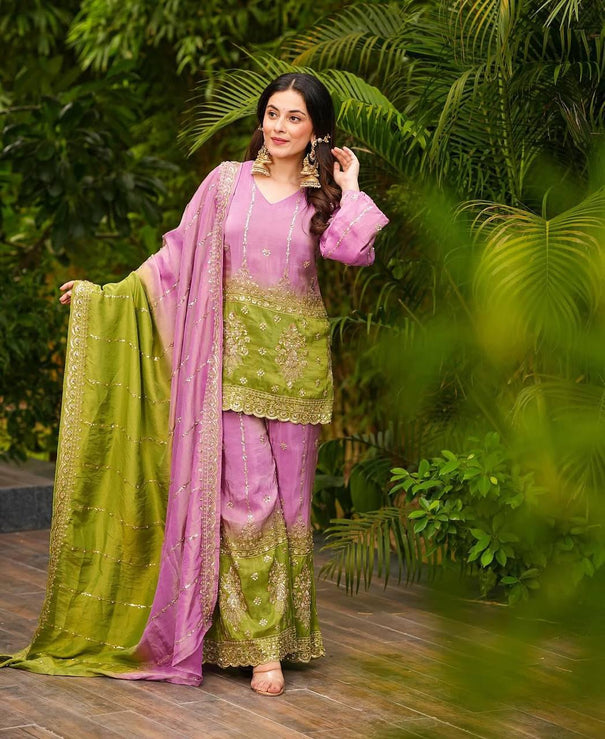 Heavy Chinon Silk digital Pedding With Premium Work Top Pent