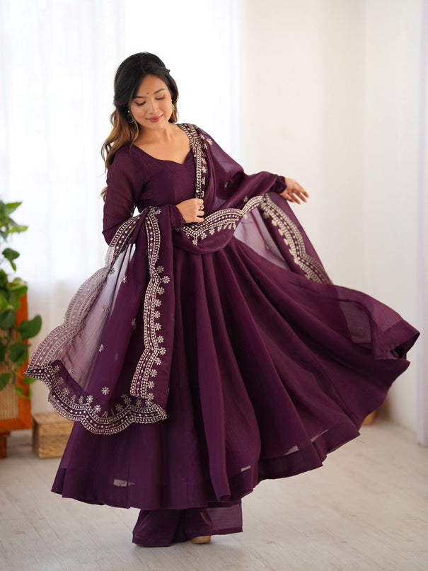 Elegant Heavy Fandy Silk Gown Set with Embroidered Dupatta
