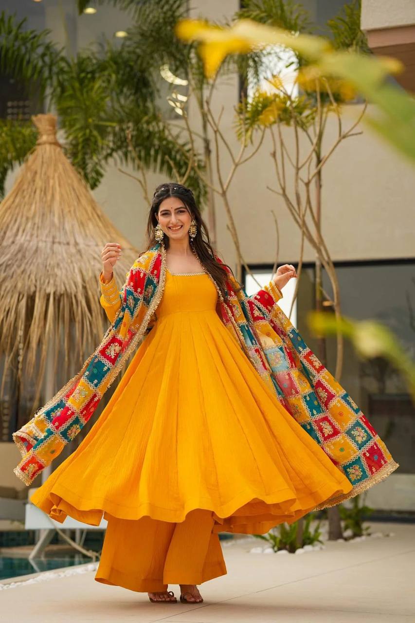 orange and yellow dress combination Yellow and Orange colour combination #matchingoutfits #colourfuloutfitideas #couplematching #colourpop #styletip #fashioninspo #fashiontransition